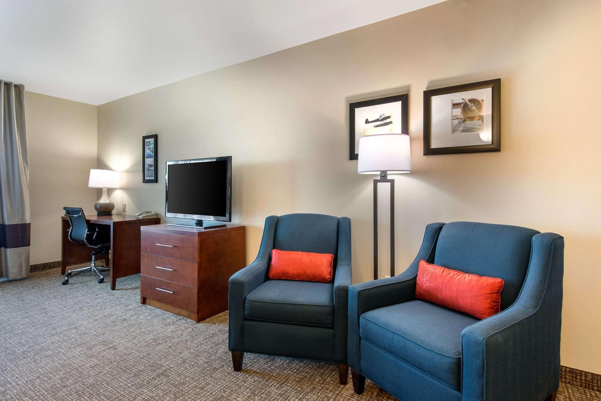 Comfort Inn & Suites Tavares North Buitenkant foto