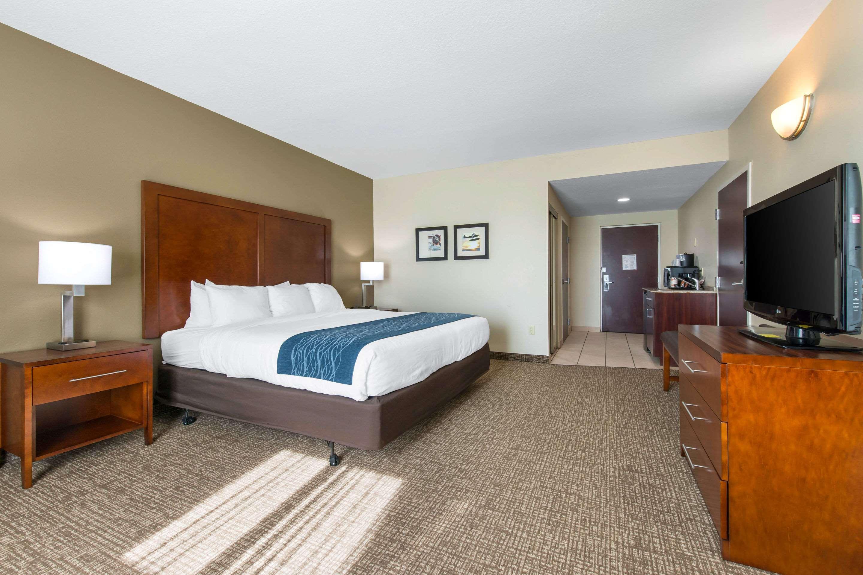 Comfort Inn & Suites Tavares North Buitenkant foto