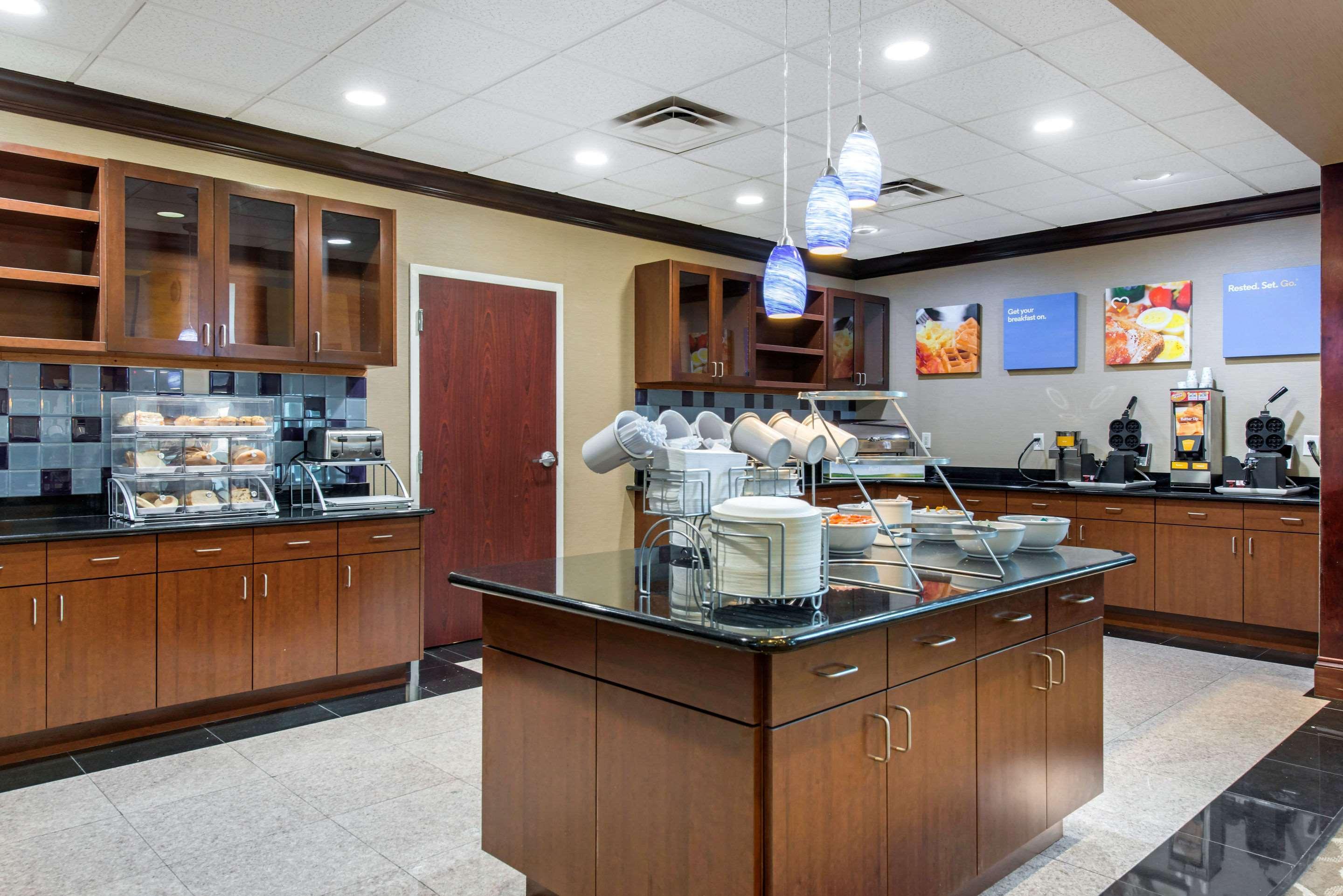 Comfort Inn & Suites Tavares North Buitenkant foto