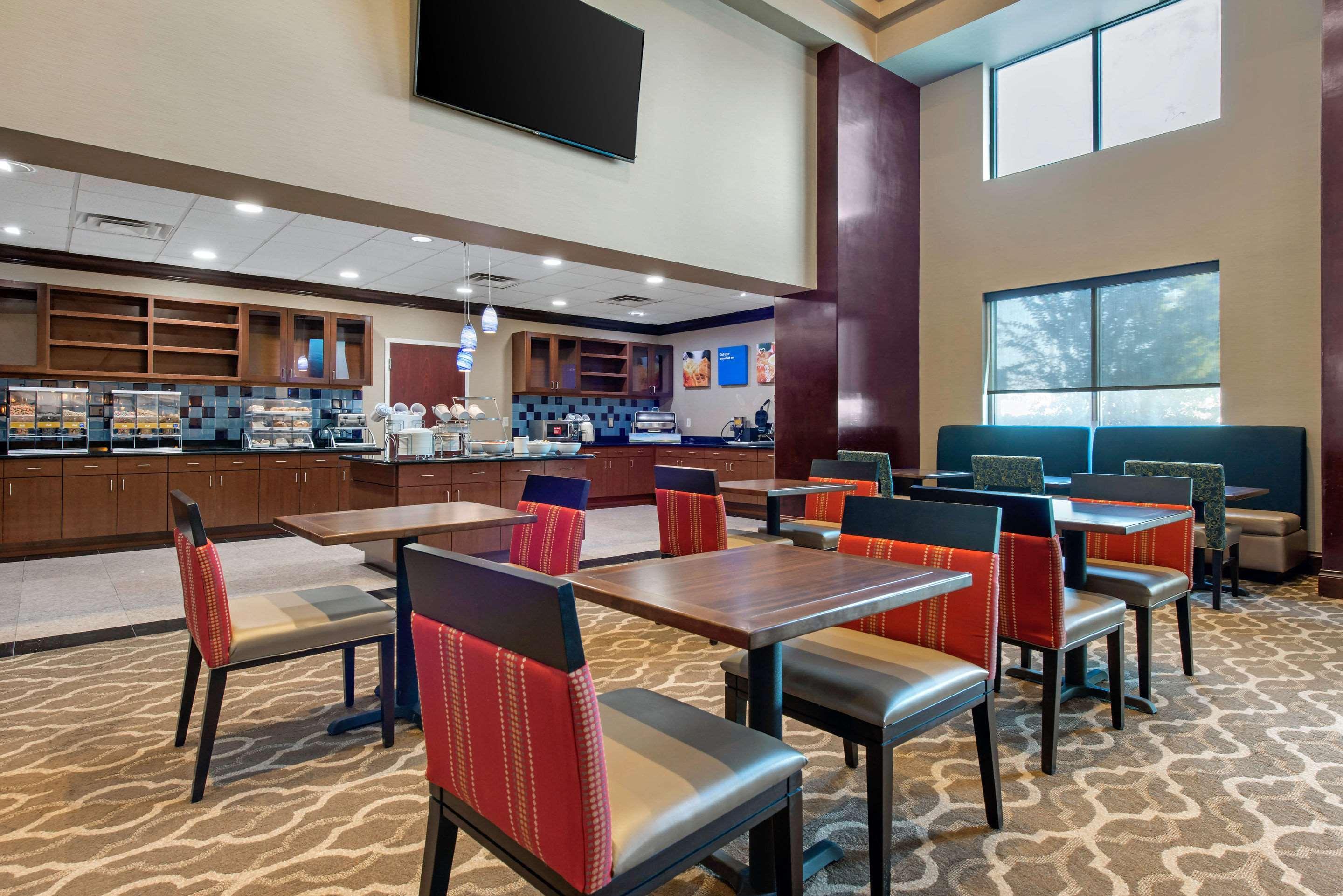 Comfort Inn & Suites Tavares North Buitenkant foto