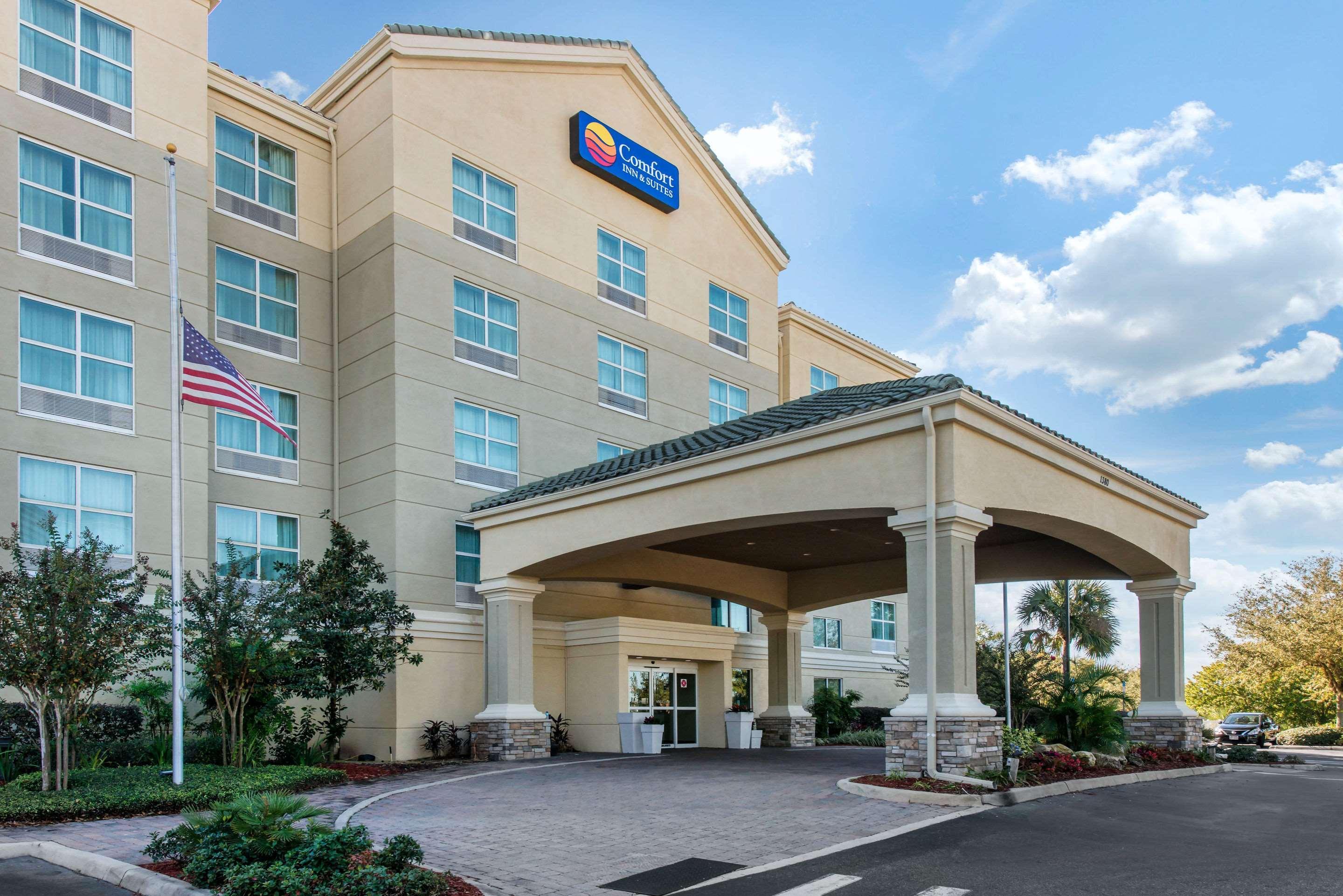 Comfort Inn & Suites Tavares North Buitenkant foto