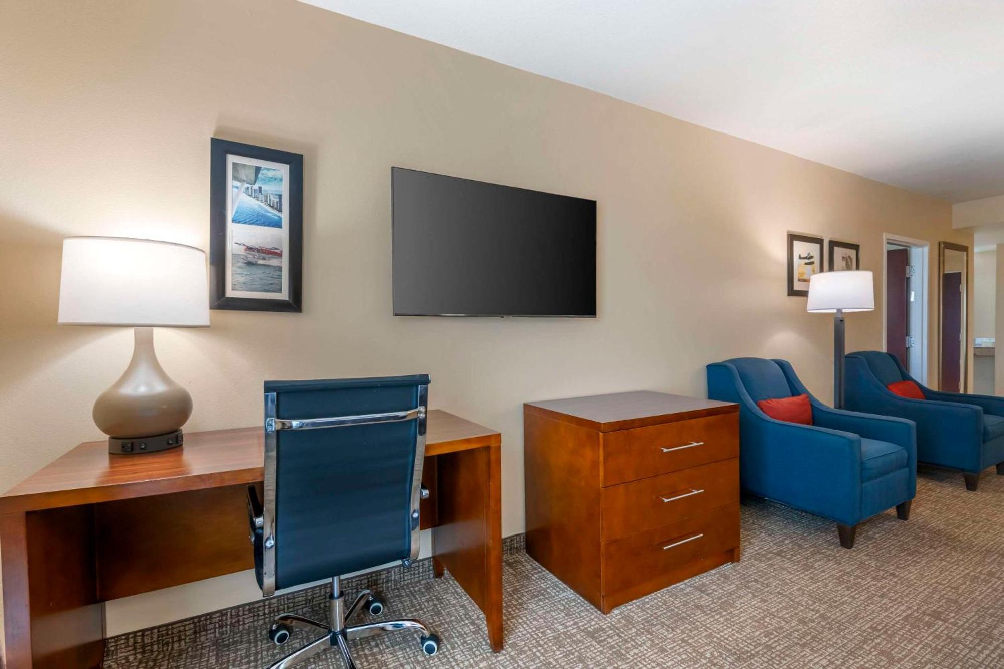 Comfort Inn & Suites Tavares North Buitenkant foto