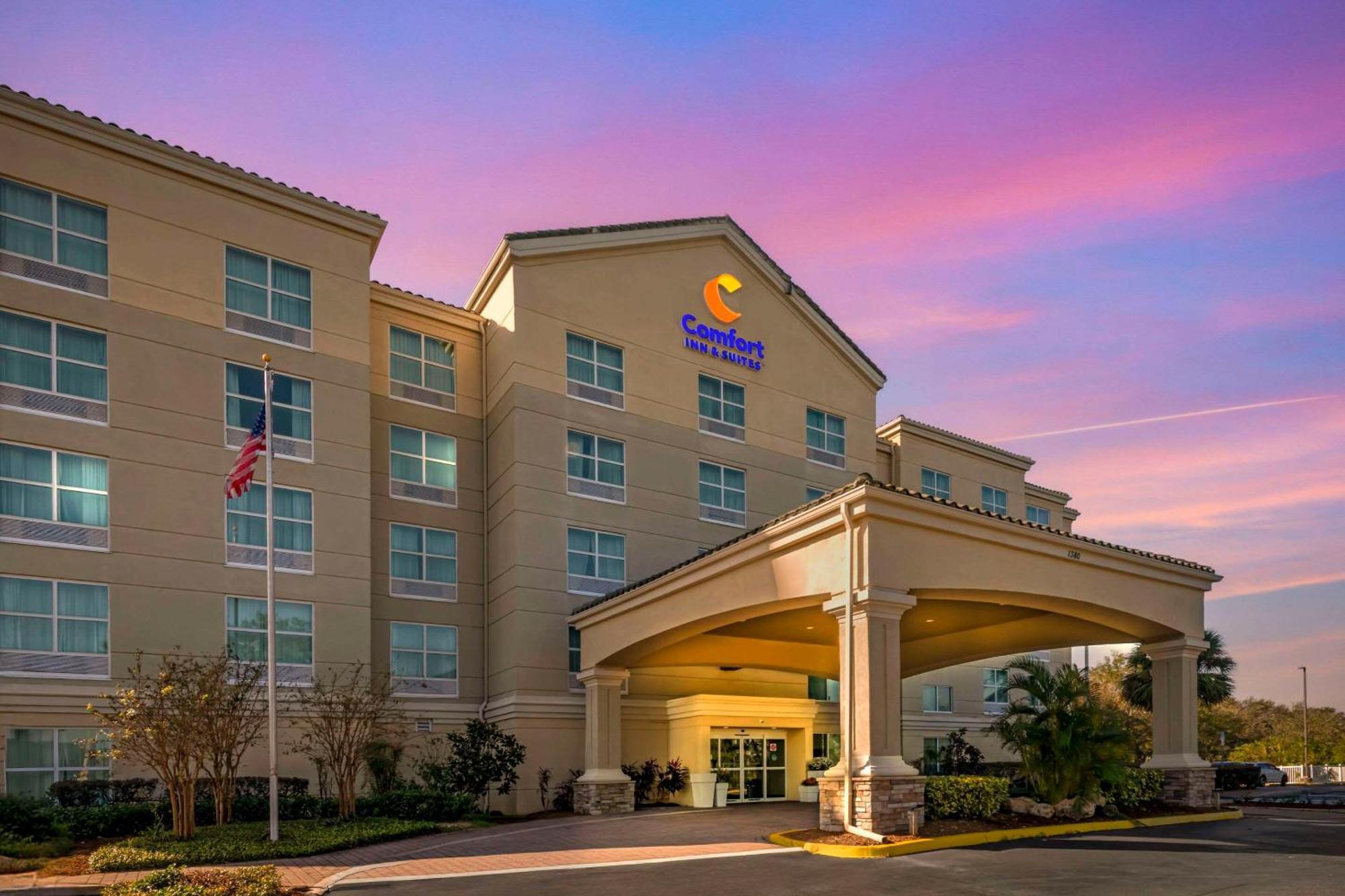Comfort Inn & Suites Tavares North Buitenkant foto
